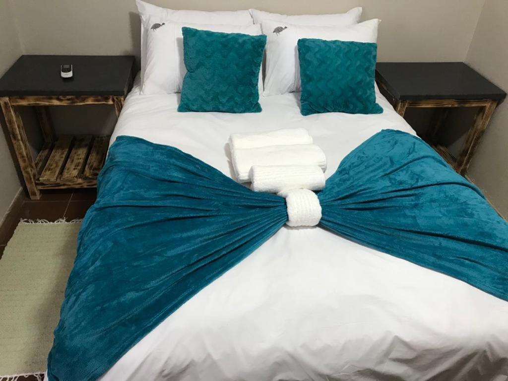Urbanlife Keetmanshoop Accommodation Екстериор снимка